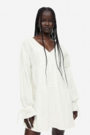 Robe tunique avec liens de serrage 32.99 €