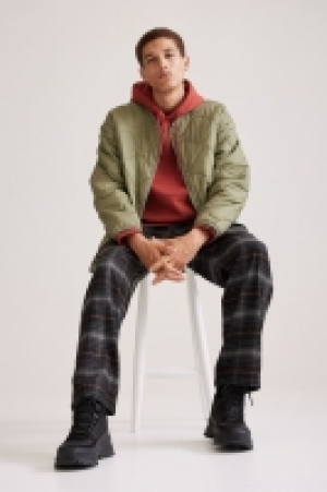 Pantalon Relaxed Fit en twill de laine mélangée 20.99 €