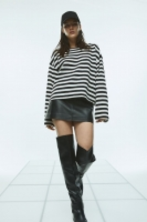 Pull carré 10.99 €