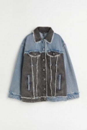HM  Veste en jean carrée