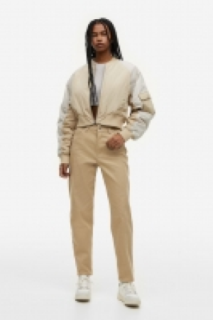 Pantalon en twill Mom Loose Fit 12.99 €