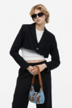Blazer court 17.99 €