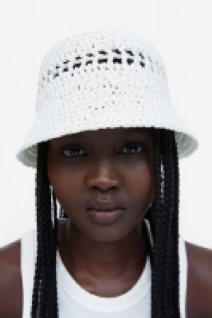 Bob en paille 8.99 €