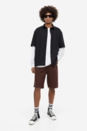 Short Loose Fit en twill 15.99 €
