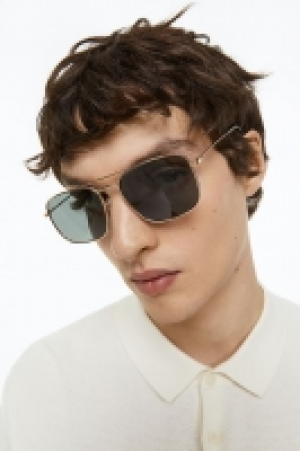 Lunettes de soleil polarisées 6.99 €