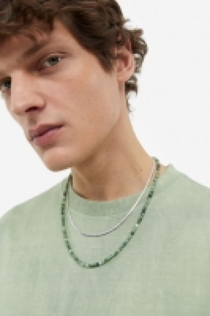 Lot de 2 colliers 6.99 €