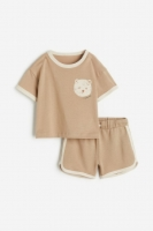 Ensemble 2 pièces avec T-shirt et short 8.99 €