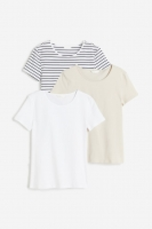 Lot de 3 T-shirts 12.99 €