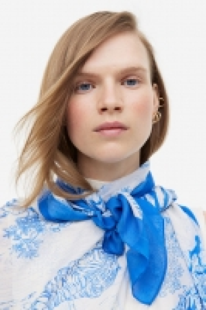 Grand foulard à motif 4.99 €