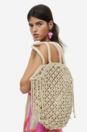 HM  Sac shopping en macramé