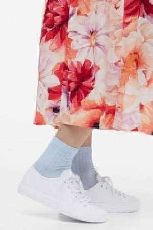Sneakers en toile 9.99 €