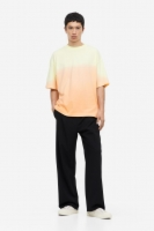 HM  T-shirt Oversized Fit