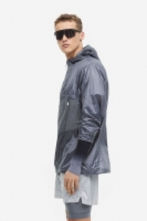 Anorak running léger 29.99 €