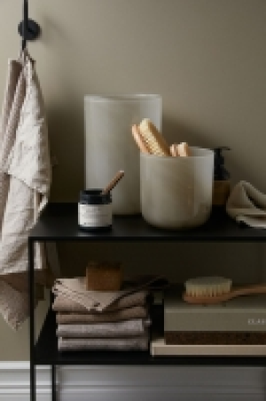 Grand vase en verre 15.99 €
