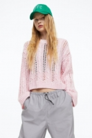 Pull en maille torsadée
