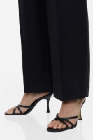 Sandales à talon en cuir 34.99 €