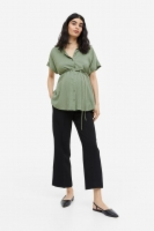 HM  MAMA Blouse avec ceinture à nouer