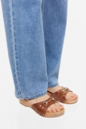 HM  Sabots en cuir