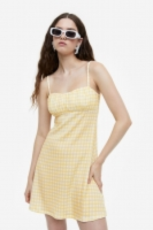 HM  Robe en jersey froissé