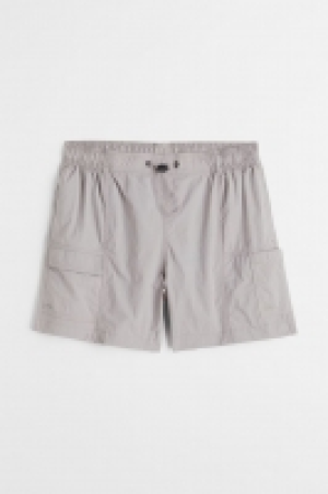 HM  Short de bain avec poches sur les jambes