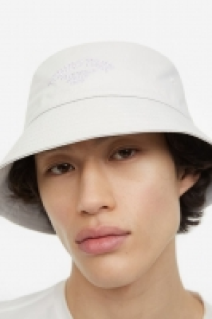 Bob en coton 3.99 €