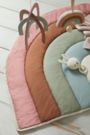 Mobile en forme darc-en-ciel pour bébé