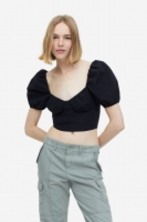 Blouse courte à manches bouffantes 9.99 €