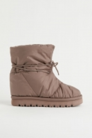 HM  Bottines en nylon avec laçage