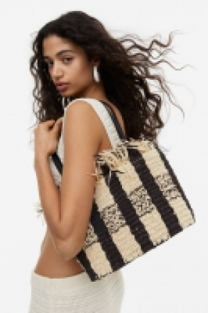 HM  Sac shopping en paille