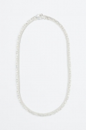 Lot de 2 colliers 2.99 €