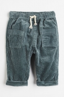 HM  Pantalon en velours de coton côtelé