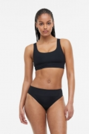 Bas de maillot sport 9.99 €