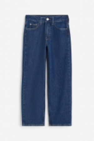 Loose Fit Jeans 15.99 €
