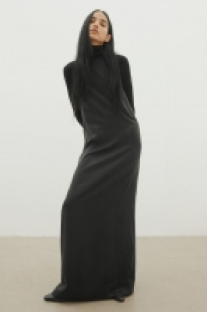 Robe en soie 79.99 €