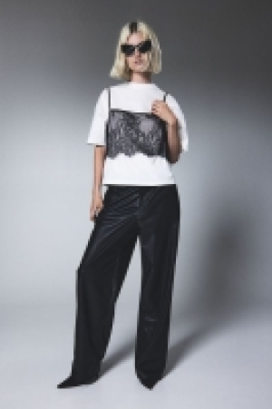 Crop top en dentelle 7.99 €