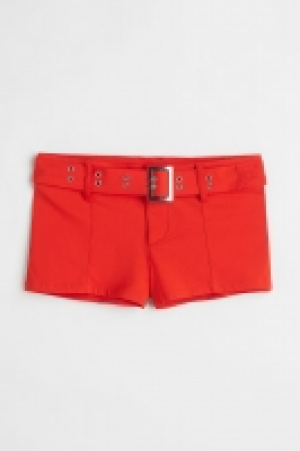 HM  Short avec ceinture