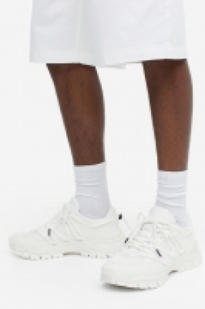 Sneakers à semelle épaisse 27.99 €