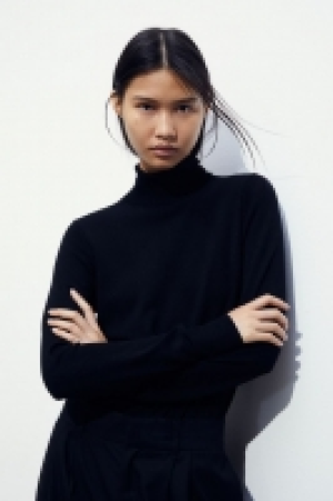 Pull col roulé 10.99 €