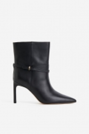 HM  Bottines en cuir
