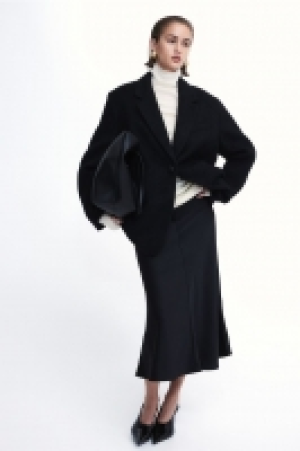 Jupe en satin 17.99 €