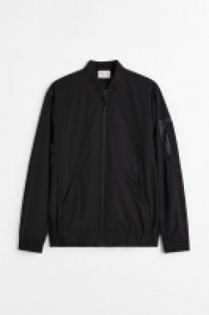 Veste running déperlante 22.99 €