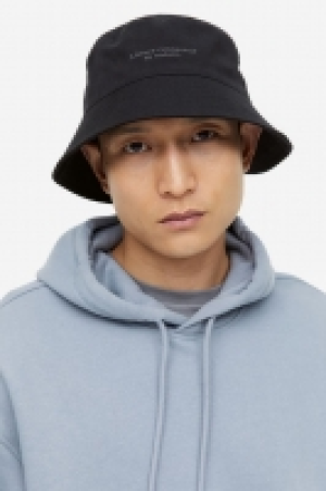 Bob en coton 3.99 €